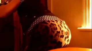 British booty bitch twerking thicc